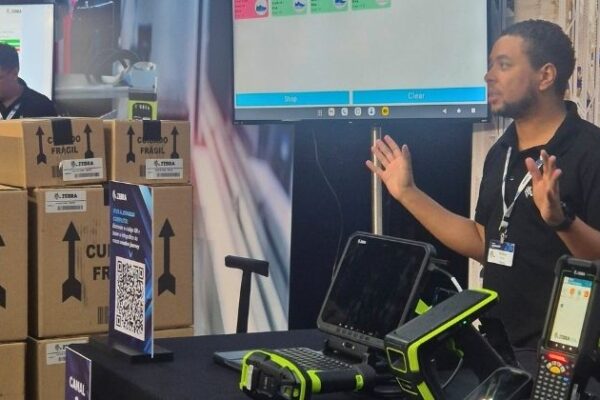 Zebra Technologies apresenta jornada logística com foco em automação e rastreabilidade