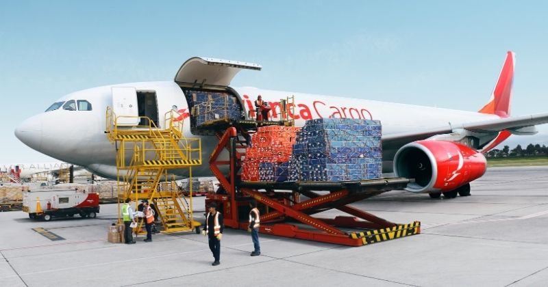 Avianca Cargo, The Queen’s Flowers e Repsol firmam 1º acordo de SAF Book and Claim na América do Sul