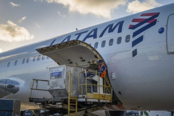 LATAM Cargo tem 38,7% de participação no transporte de cargas aéreas domésticas em aviões de passageiros