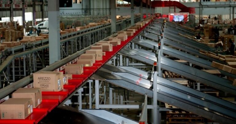 Patrus Transportes projeta alta de 10% nas entregas no Dia dos Namorados 2025 Patrus Transportes projeta alta de 10% nas entregas no Dia dos Namorados 2025
