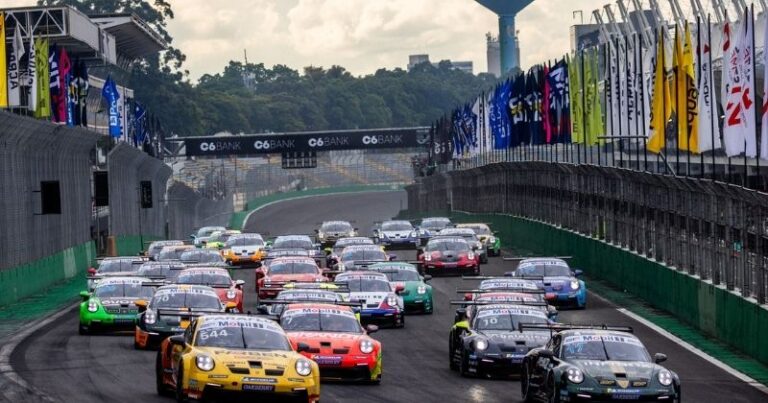 Porsche Cup realiza maior operação logística internacional da história da categoria Porsche Cup realiza maior operação logística internacional da história da categoria