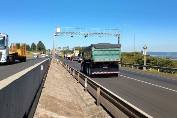 Sistema de pesagem de caminhões em movimento da Fiscaltech foi aprovado pelo Inmetro na classe 1A
