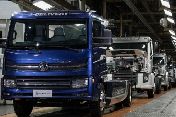 Produção automotiva no Brasil cresce 7,8% no 1º semestre, mas queda de 6,5% em junho preocupa