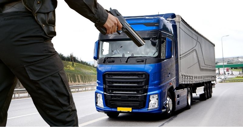 Roubo de cargas aumenta com avanço do e-commerce e impulsiona uso de tecnologias no transporte, comenta T4S