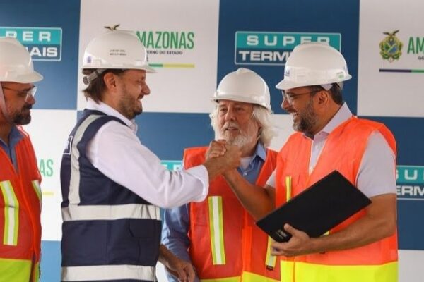Super Terminais e Governo do Amazonas anunciam primeira usina de gás natural para operações portuárias