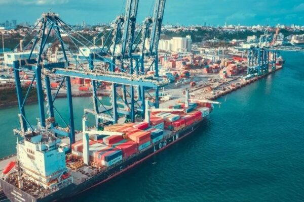 Expansão do TVV entra em etapa final e reforça logística do Espírito Santo para exportação e importação