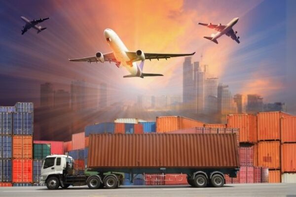 Mesmo com tarifaço dos EUA, exportações brasileiras fecham agosto com saldo positivo de US$ 6,1 bilhões