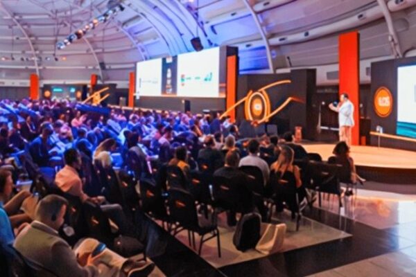 Fórum ILOS 2025 reunirá líderes de logística e supply chain em São Paulo