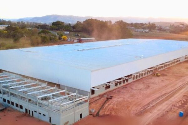 Iveco Group investe R$ 93 milhões em novo centro de distribuição de peças em Pouso Alegre (MG)