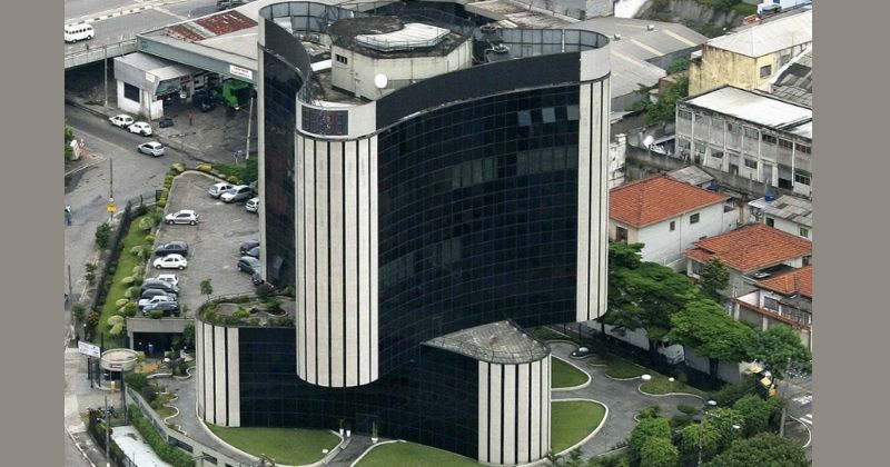 Logweb parabeniza NTC&Logística pelos 62 anos de atuação no transporte rodoviário de cargas