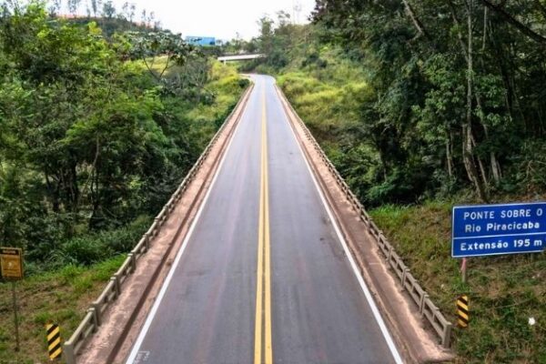 Nova 381 investe R$ 319 milhões na BR-381 em Minas Gerais e implanta pedágio eletrônico