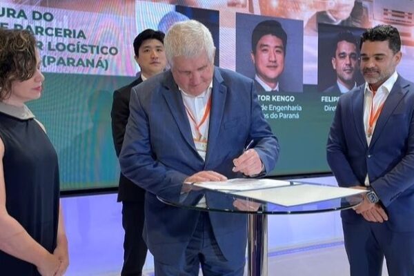 EPR e ANTT firmam parceria para transformar a BR-277/PR no primeiro corredor logístico sustentável do Brasil