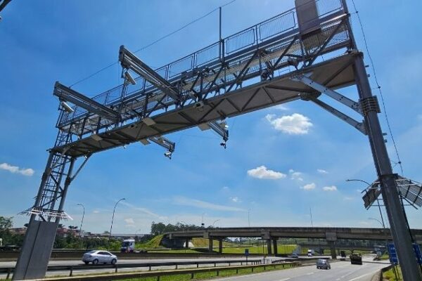 Free Flow no Brasil: desafios e avanços do pedágio eletrônico segundo a COMPSIS