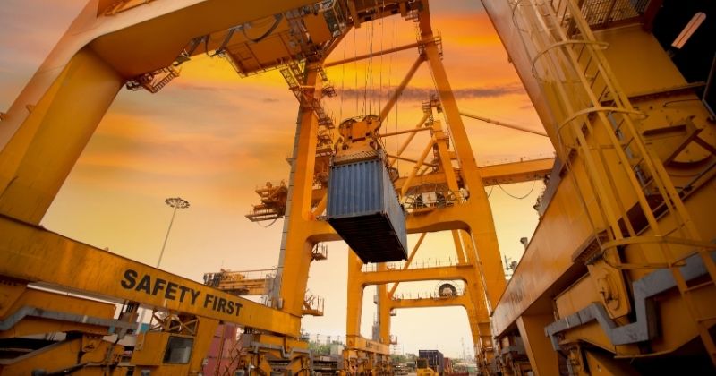 Nacionalização de importados no e-commerce pode reduzir frete em até 50%, comenta Tek Trade