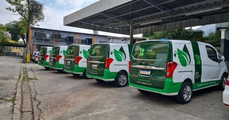 Amazon amplia entregas sustentáveis com veículos elétricos