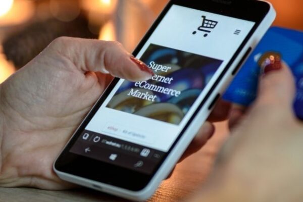 Black Friday tem baixa ruptura no e-commerce, segundo Lett/Neogrid