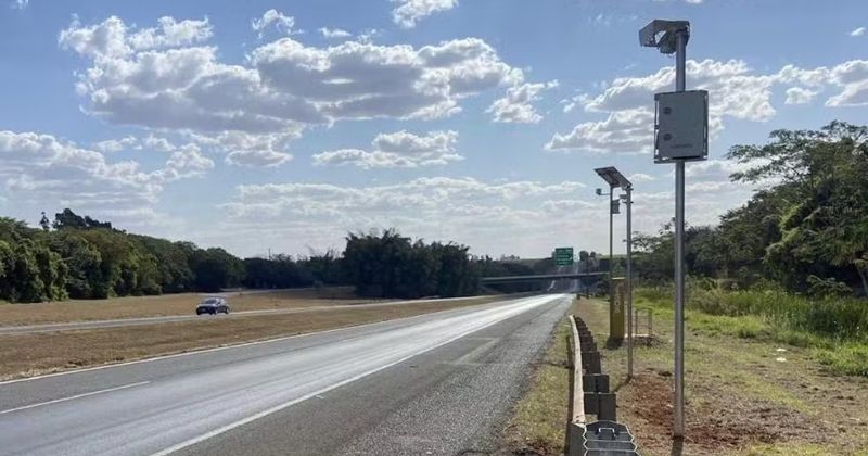 DER-SP ativa 16 novos radares em rodovias estaduais e amplia fiscalização viária em São Paulo