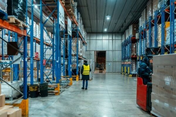 64% dos Operadores Logísticos ampliaram portfólio de serviços em 2024, aponta ABOL