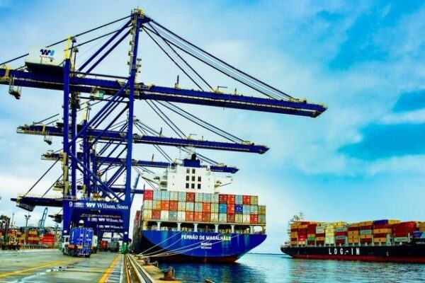Porto de Salvador deve dobrar capacidade com financiamento de R$ 848 milhões do BNDES
