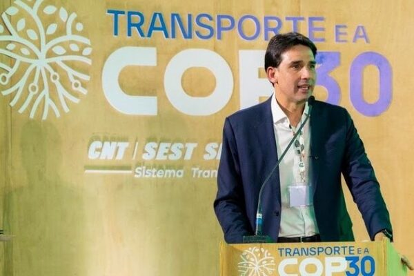 Silvio Costa Filho reforça compromisso com descarbonização e transição energética na COP30