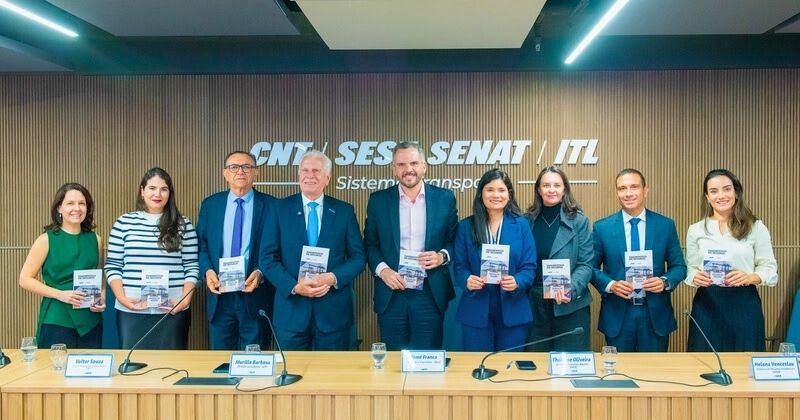 Diagnóstico inédito sobre seguros portuários revela entraves e riscos climáticos em terminais autorizados