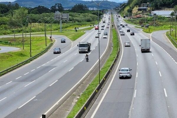 Motiva vence leilão da concessão da Fernão Dias e prevê R$ 9,4 bilhões em investimentos