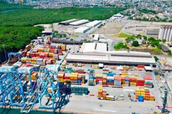 Tarifaço nas exportações de rochas reduz embarques e gera impactos diretos no Espírito Santo