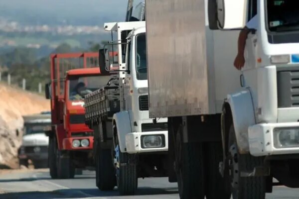 BNDES lança programa de R$ 10 bilhões para renovação da frota de caminhões