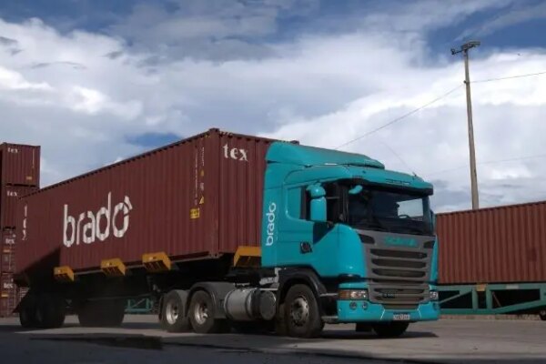 Torre de controle logística multimodal impulsiona OTD de 99% na Brado