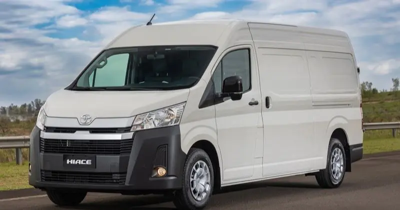 Toyota Hiace Furgão estreia no Brasil e amplia atuação no segmento de vans de carga