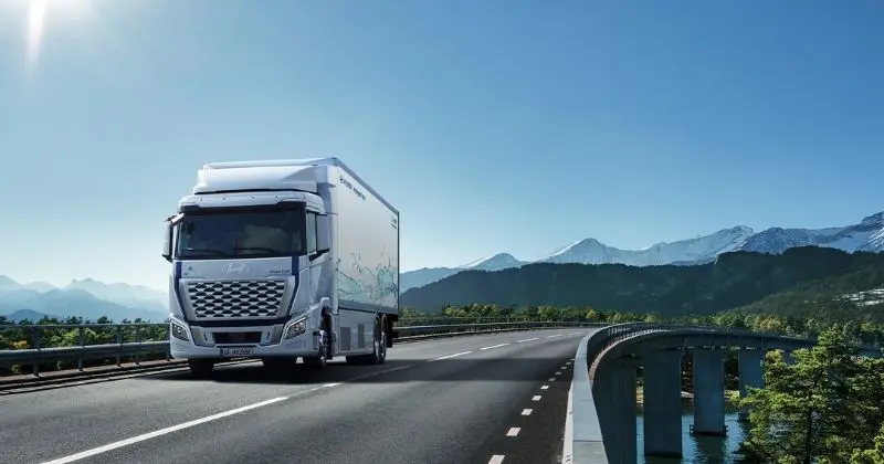 Caminhões XCIENT a célula de combustível da Hyundai alcançam 20 milhões de quilômetros rodados na Europa