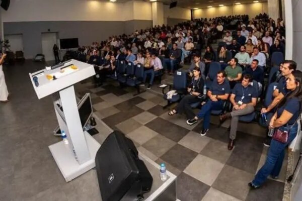 Prêmio Log Assaí 2026 reconhece desempenho logístico de fornecedores e projeta novo ciclo com a indústria