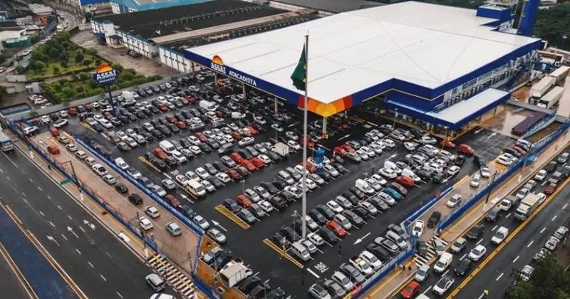 Assaí amplia parceria com iFood e leva delivery a um terço de suas lojas no Brasil