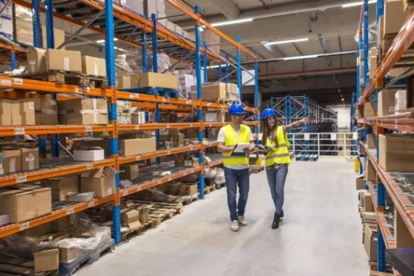 Digitalização logística no Brasil cresce 23% ao ano impulsionada por pressão por eficiência operacional