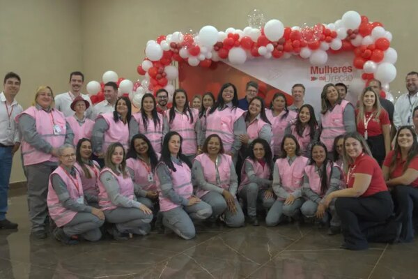 JSL supera 250 contratações de motoristas mulheres no transporte rodoviário com programa Mulheres na Direção