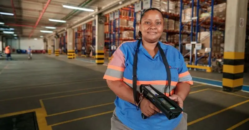 Participação feminina na logística avança e alcança 39% do quadro na Libraport