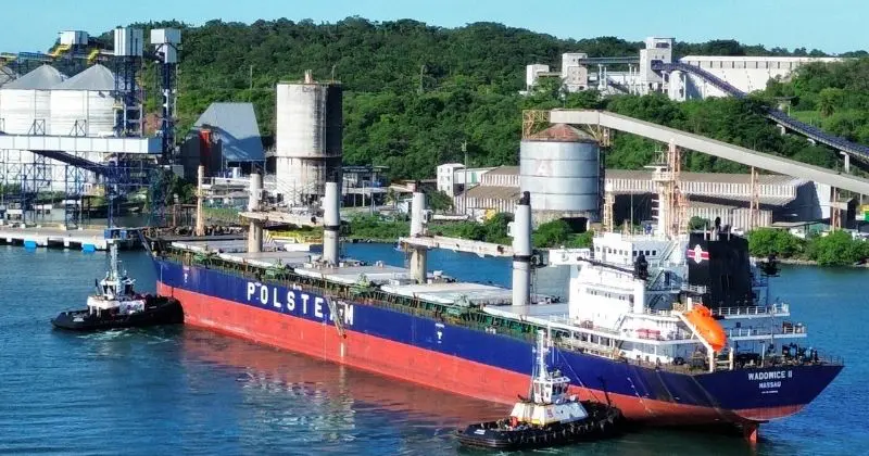 Porto de Aratu inicia operação de granéis vegetais no terminal ATU 18 e projeta até 3 milhões de toneladas no primeiro ano