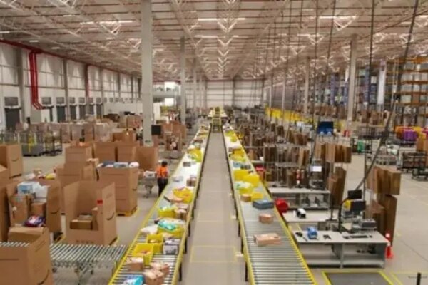 Amazon Brasil chega a 300 centros logísticos e amplia oferta de entrega rápida em todos os estados