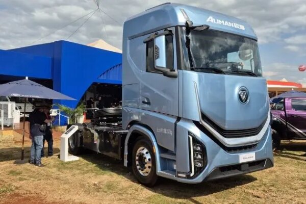 Foton lança semipesados e apresenta o caminhão elétrico eGalaxus na Agrishow 2026