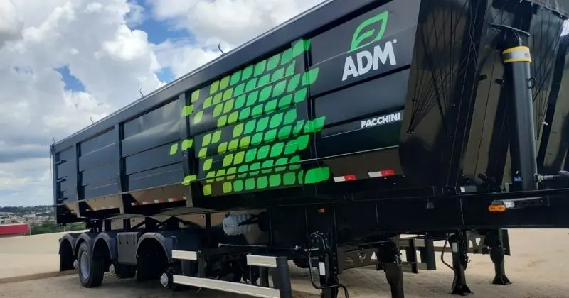 ADM moderniza operação logística em Rondonópolis (MT) e dobra produtividade com nova frota de caminhões
