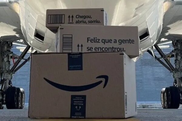 Amazon e Latam Cargo expandem rede de entregas aéreas via Brasília para acelerar distribuição de pacotes em nove estados brasileiros