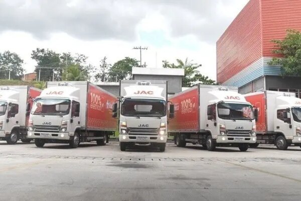 Grupo DPSP anuncia parceria com a EVMOB para eletrificar frota de distribuição em São Paulo e Rio de Janeiro