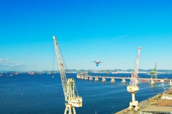 Wilson Sons realiza testes com drones para entrega de documentos na Baía de Guanabara, RJ