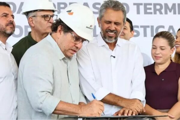 Conexão ferroviária entre a Transnordestina e o TUP Nelog no Pecém, CE, começa a ser implantada