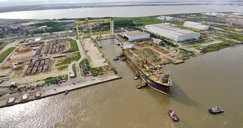 Ecovix assina contrato para a construção de quatro navios MR1 para a Transpetro