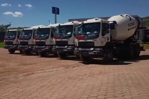 Concreteira Geomix amplia frota com caminhões Volvo VMX Max equipados com retarder inéditos no Brasil