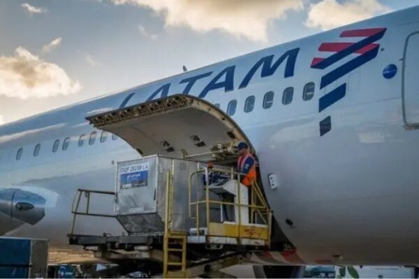 LATAM Cargo transporta 90% das cargas domésticas em até 48 horas e acelera integração logística do Brasil