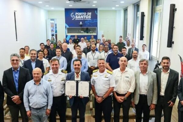 APS assina contrato para sistema de gerenciamento do tráfego marítimo no Porto de Santos