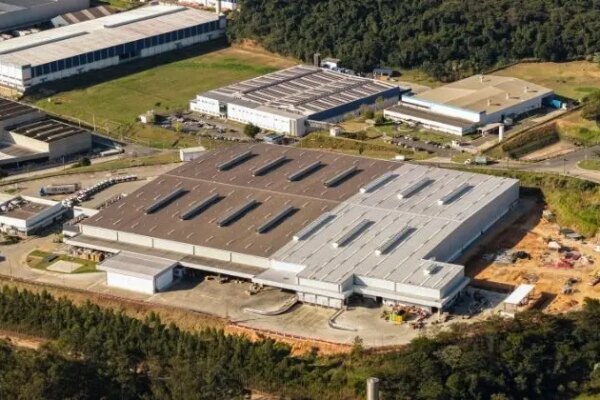 Scania amplia centro de distribuição e capacidade de logística de peças na América Latina