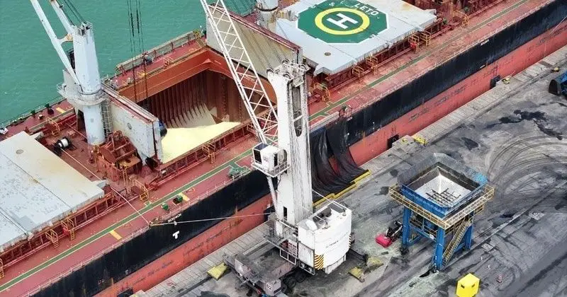 Em meio à crise global de fornecimento, Porto do Açu realiza primeira importação de enxofre para abastecer mercado interno